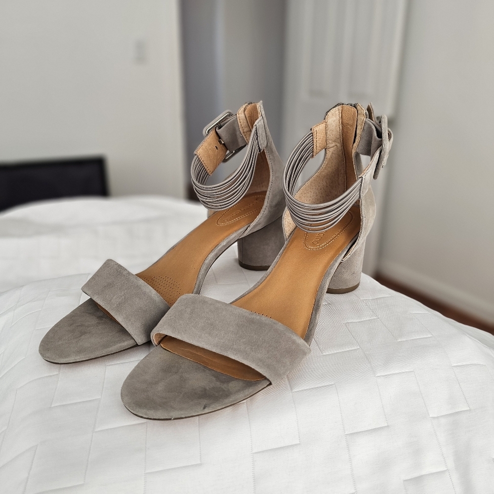 CC Corso Como Louisah Grey Suede Ankle Strap Round Heel